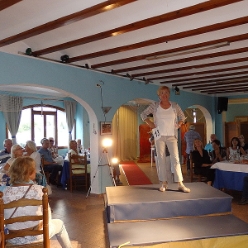 18-06-05-Modenschau-18